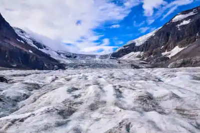 Mount Athabasca photo 2